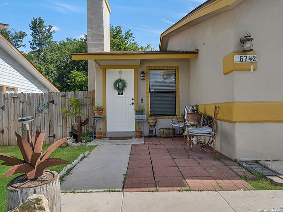 2nd image of 6742 Hickory Springs #UT-30