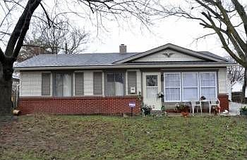 1st image of 3120 Winton Ave