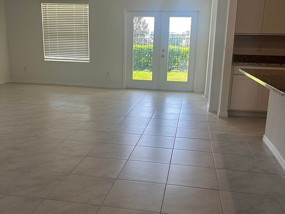 4th image of 6747 Shelby Lynn Way