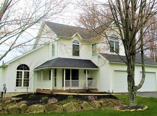 2600 Spangler Rd, Hermitage, PA 16148