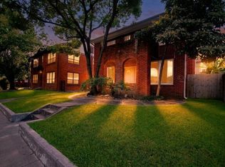 1207 W Gray St APT 1, Houston, TX 77019