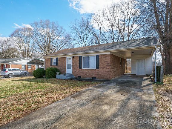 2nd image of 2832 Gail Ave