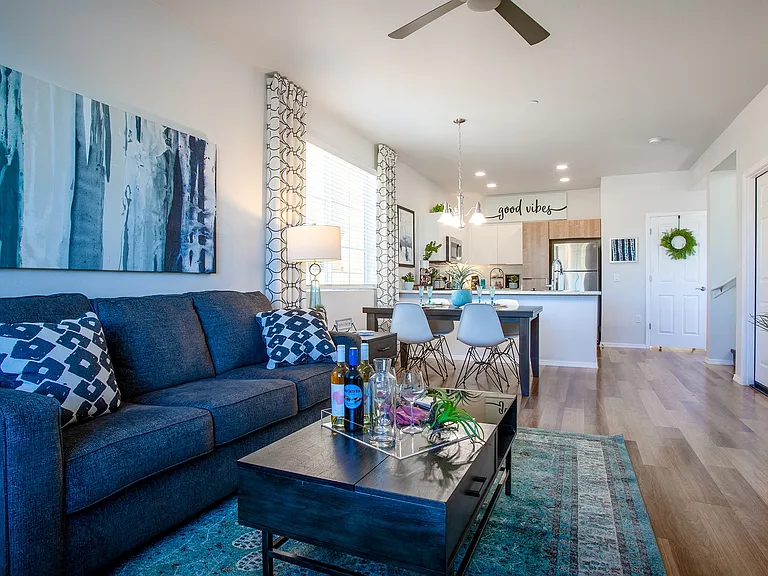 San Stefano Townhomes — Photo 6