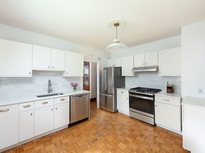15 Cotton St #1, Boston, MA, 02131