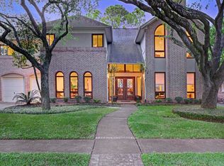 5230 Birdwood Rd, Houston, TX 77096