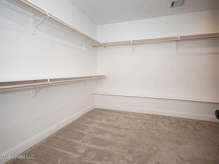 6995 Osprey Dr — Photo 32