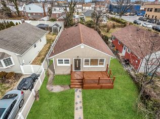 27 Sewell Street, Hempstead, NY 11550