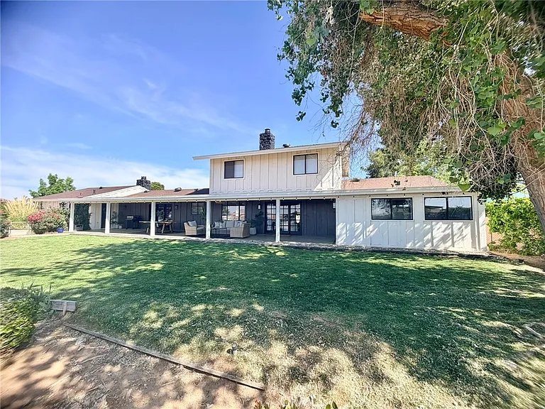 19230 Pinto Way — Photo 11