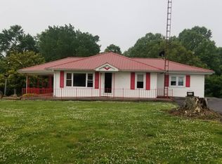 447 Freedom Church Rd, Marion, KY 42064