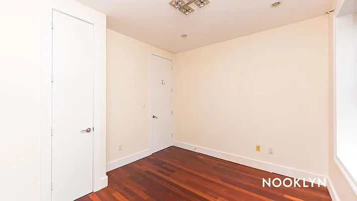 Rented by Nooklyn NYC LLC | media 43