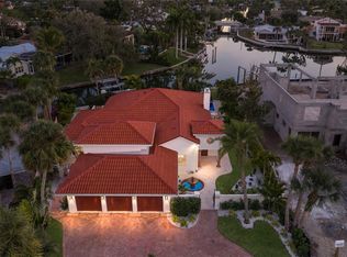 4833 Featherbed Ln, Sarasota, FL 34242