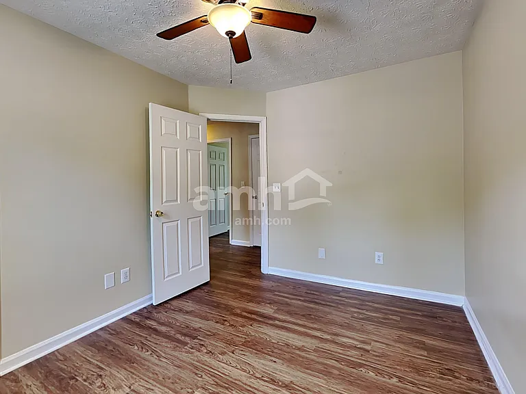4855 Lake Park Ter — Photo 13