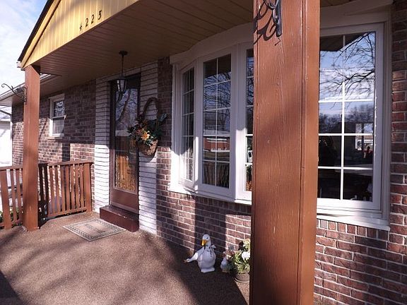 3rd image of 4225 Marigold Dr