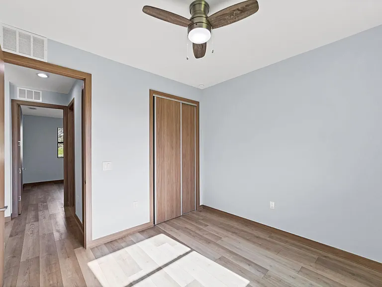 6927 Topeka Ln — Photo 10