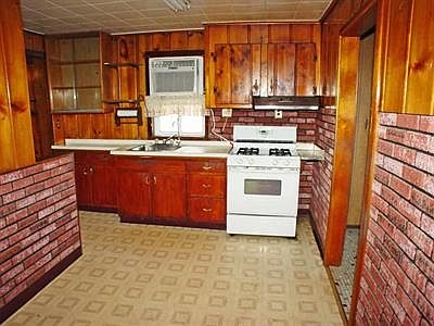 4th image of 418 Thurman Ave