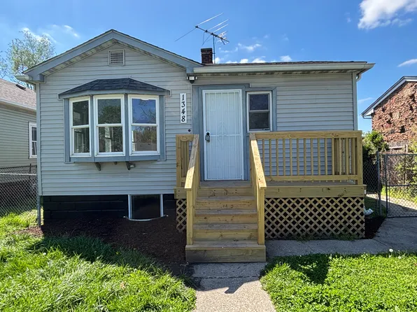 1348 Waite St, Gary, IN 46404