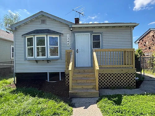 1348 Waite St Photo 1