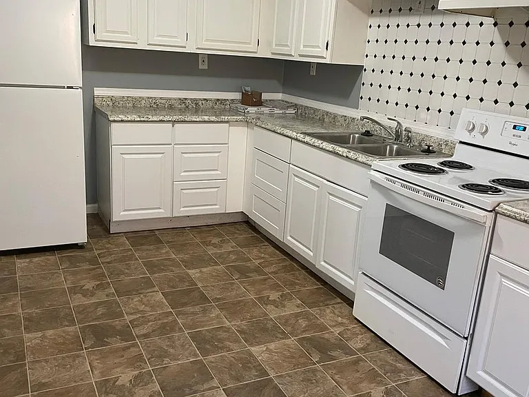 10161 Ventura Dr — Photo 8