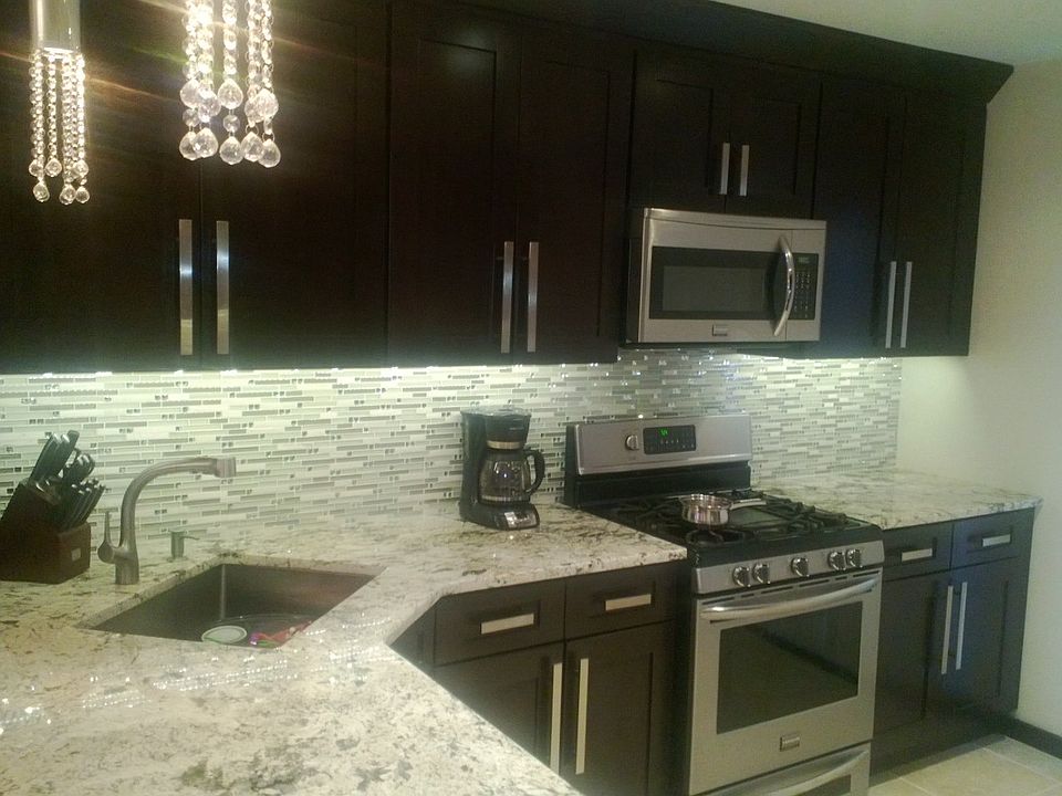 1st image of 30 Lillie Ln