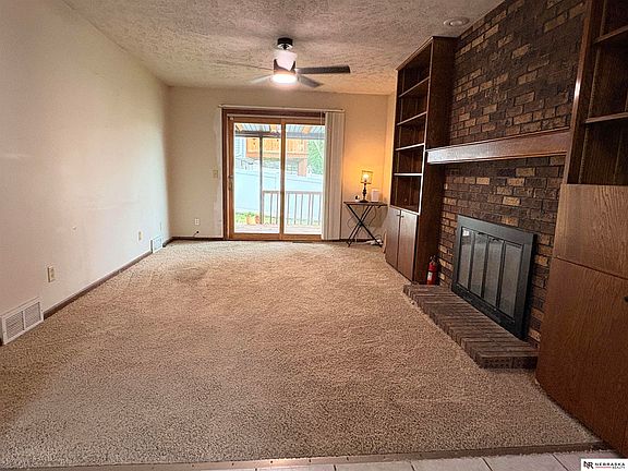 3rd image of 12628 Yates St