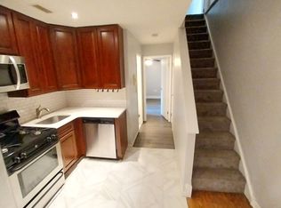 915 E Passyunk Ave #1R, Philadelphia, PA 19147