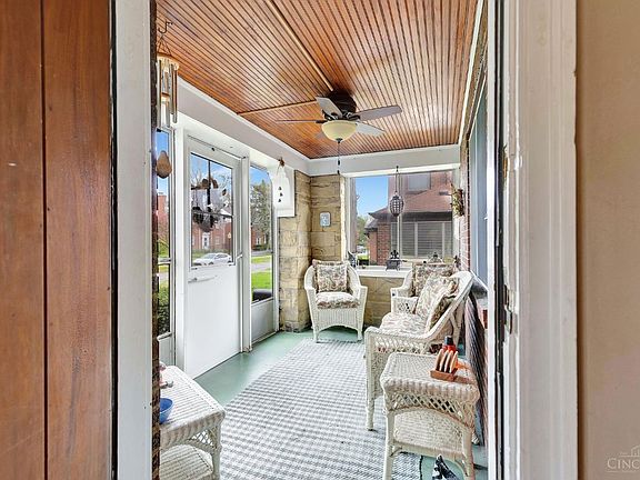 3rd image of 1527 Beaverton Ave