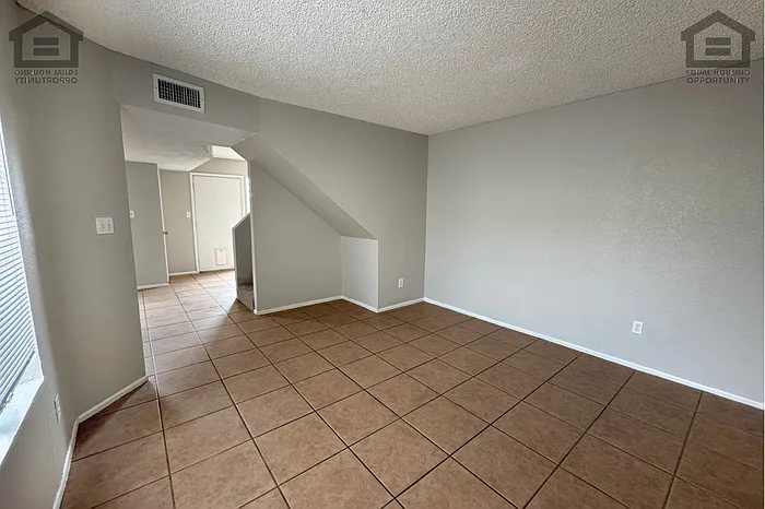 1765 E Pepper Cir #2 — Photo 11