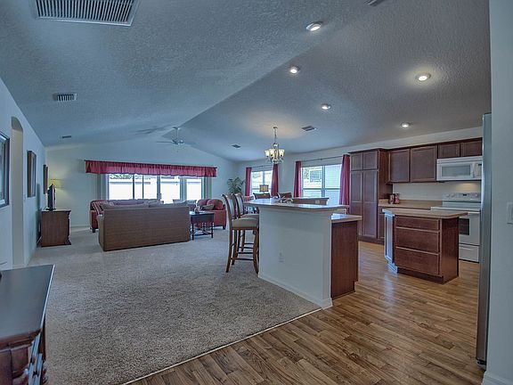 5th image of 608 Osada Ave