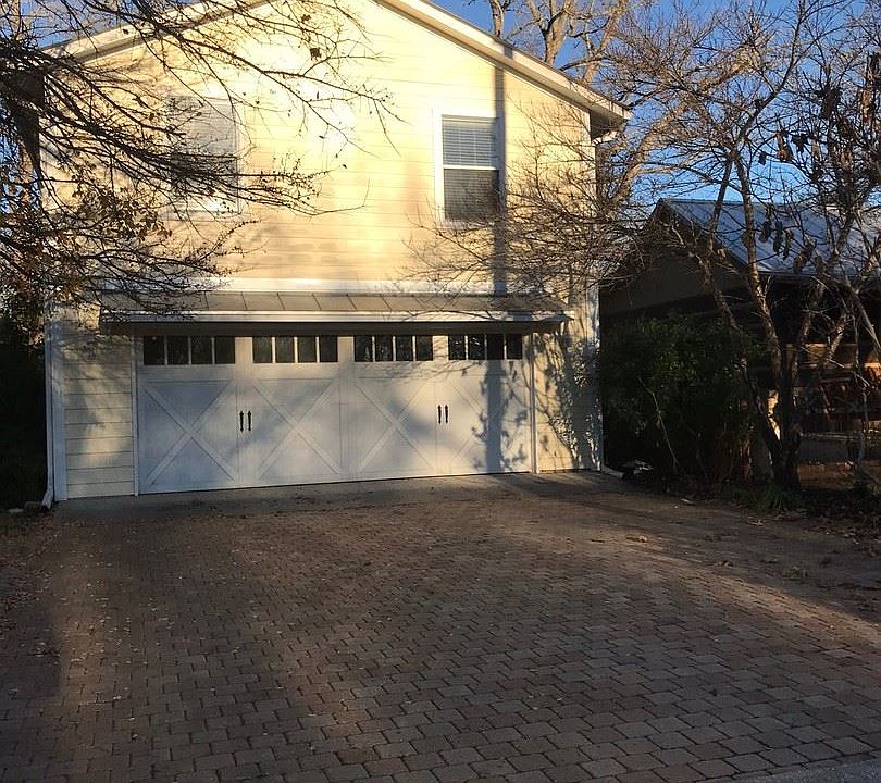 1st image of 206 S Bowie St