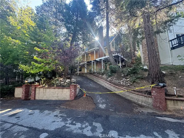 191 John Muir, Cedar Glen, CA 92321
