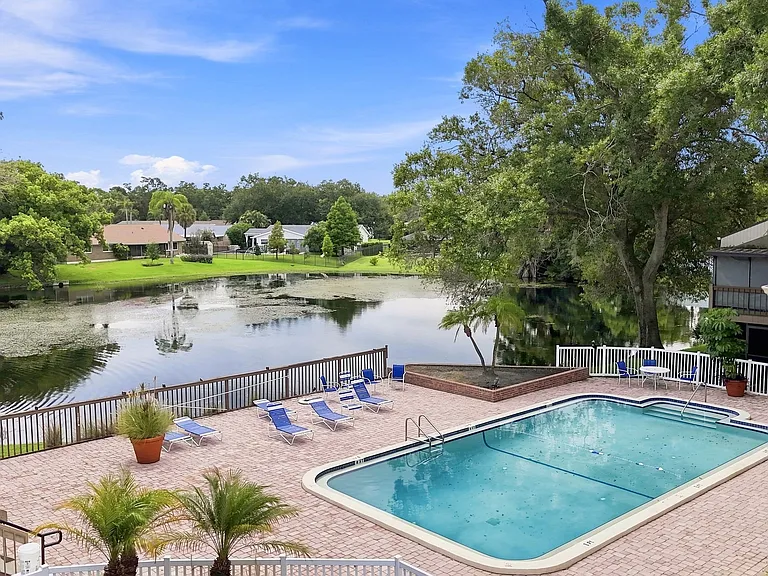 10415 Carrollbrook Cir #207 — Photo 27