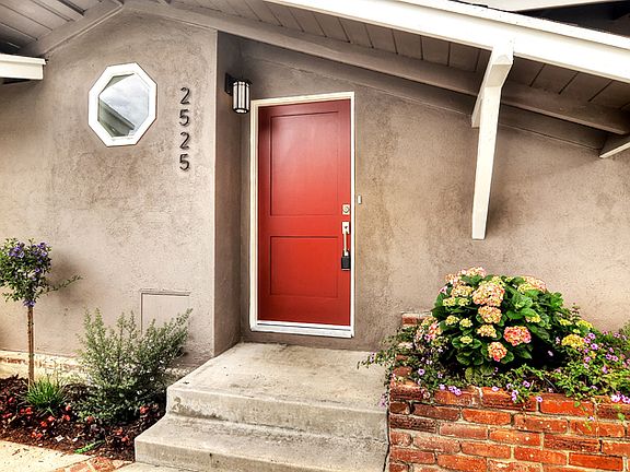 3rd image of 2525 Fordham Dr