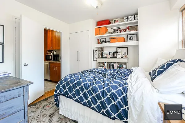 Rented by Bond New York | media 23