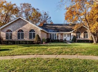 1118 Timberlane Dr, Charleston, IL