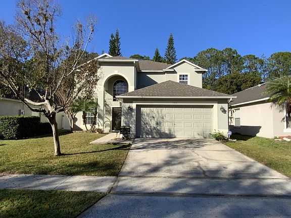 2nd image of 1914 Palmetto Pine Ln