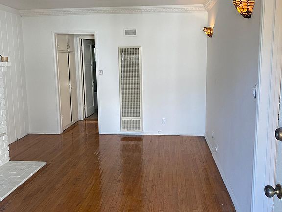 2nd image of 1861 Pandora Ave #3