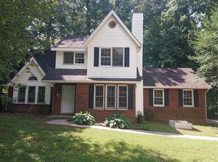 15 Lakeview Ln, Stockbridge, GA 30281