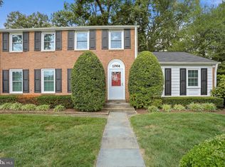11904 Devilwood Dr, Rockville, MD 20854