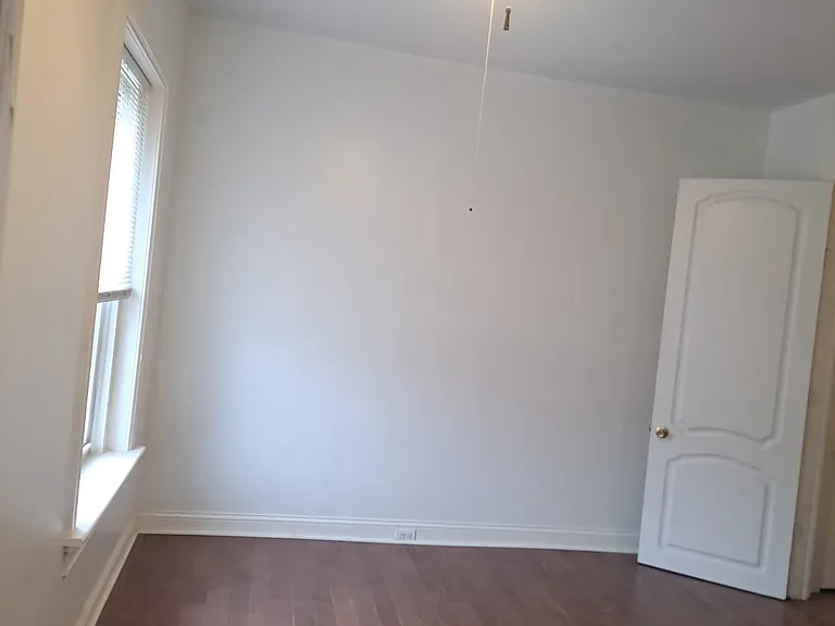 2140 N Van Pelt St #2 — Photo 5
