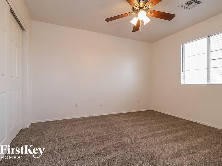 22031 W Solano Dr — Photo 8
