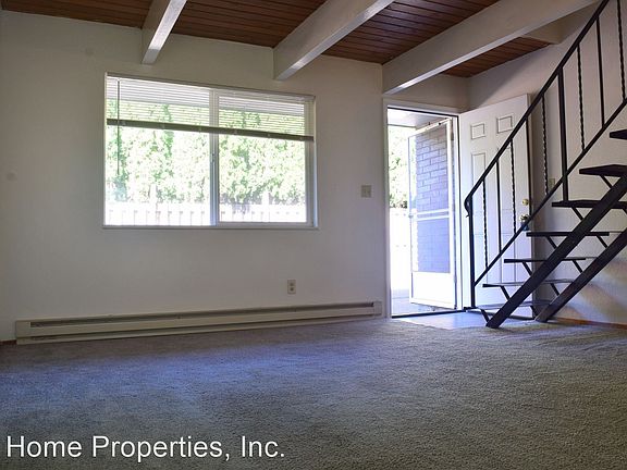 4th image of 533 NW 19th St #8672613