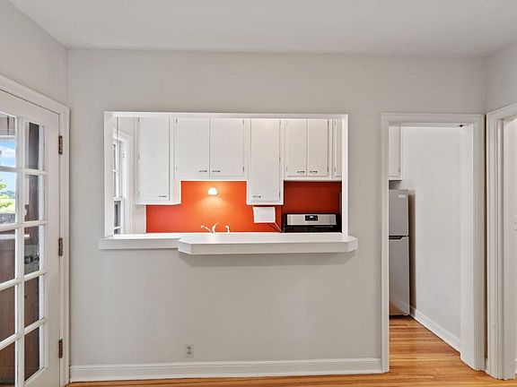 4th image of 4444 W Lake Harriet Pkwy APT 3