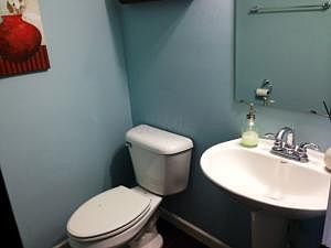 3rd image of 396 Evergreen Cir