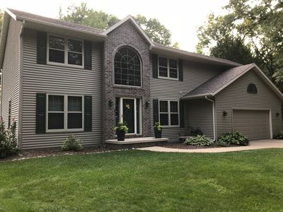 3611 Royal Oaks Ct, Suamico, WI, 54173