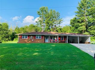 2135 Pleasant View Church Rd, Danbury, NC 27016