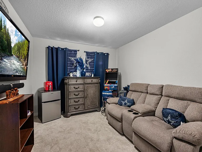 11702 Glossy Oak Ln — Photo 13
