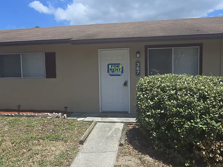 367 W Rosewood Ln — Photo 15