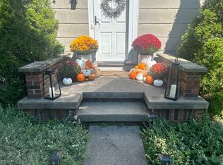 380 Susquehanna Rd, Rochester, NY 14618