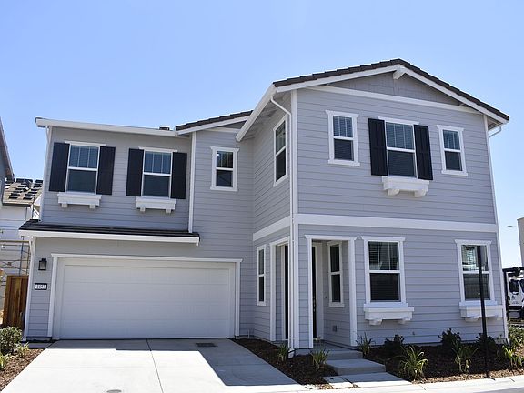 2nd image of 4453 Sierra Pine Way