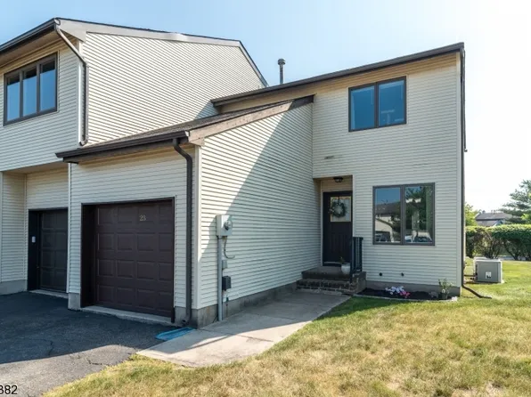 23 Fir Ct, Raritan Twp., NJ 08822